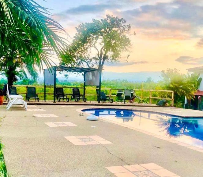 Finca Hotel El Laurel - Parque Del Cafe Montenegro Ngoại thất bức ảnh
